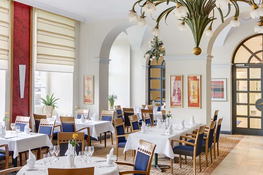 Welcome Hotel Residenzschloss Bamberg Restoran fotoğraf